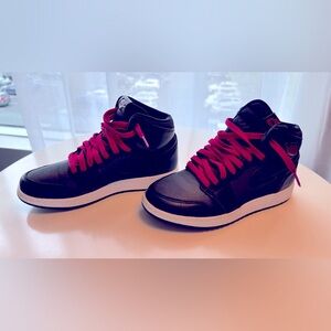 Air Jordan 1 Retro High OG Black Gym Red US 6Y